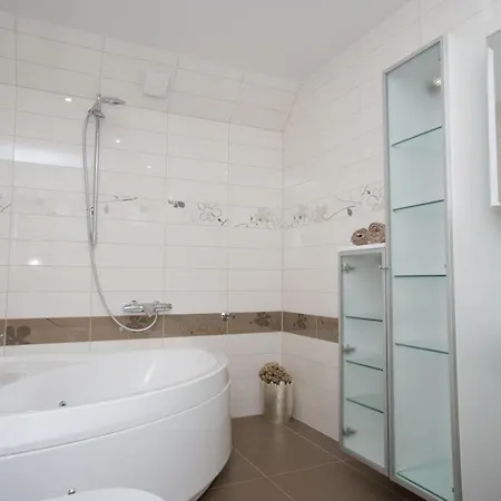 Ctim271 Modern Furnished Holiday House With Pool 4 Adults 2 Children Makarska